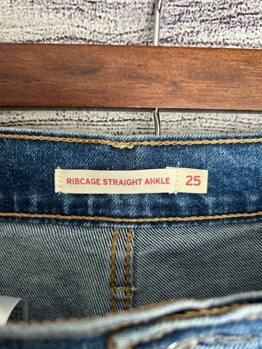 Levis levi’s ribcage